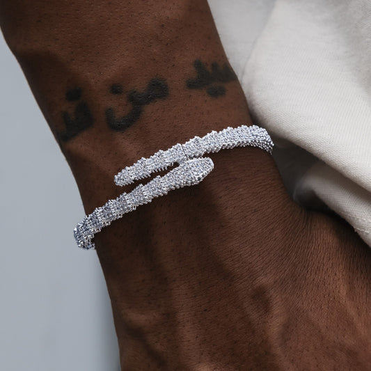 Diamond Snake Bracelet in White Gold