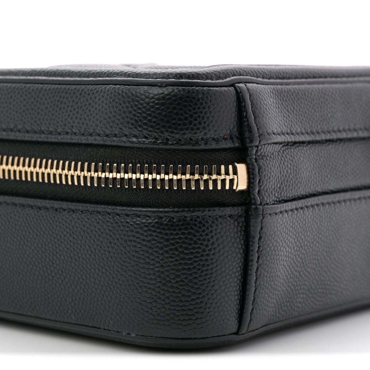 Caviar Quilted CC North South Filigree Vanity Case Black