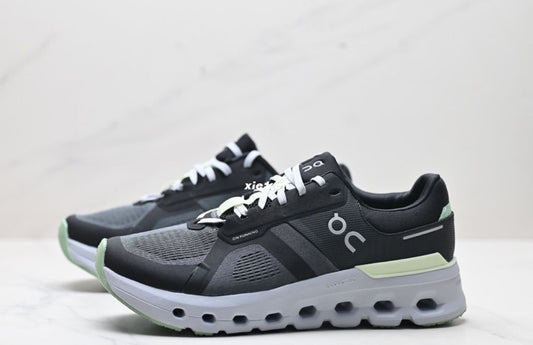 On Cloudrunner 2 Sneaker Shadow Lima
